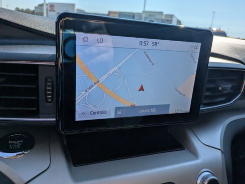 Used 2023 Ford Explorer XLT w/ Equipment Group 202A image 18