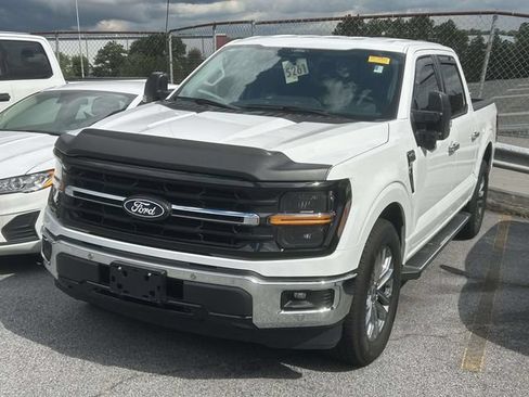 Used 2025 Ford F150 XLT w/ Equipment Group 302A MID RWD image 3
