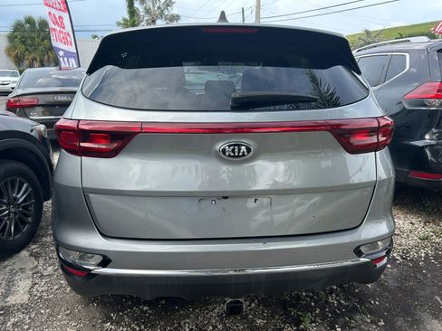 Used 2021 Kia Sportage LX FWD image 5