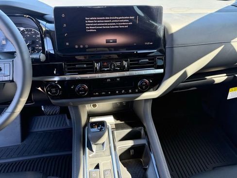 New 2026 Nissan Pathfinder SV image 21