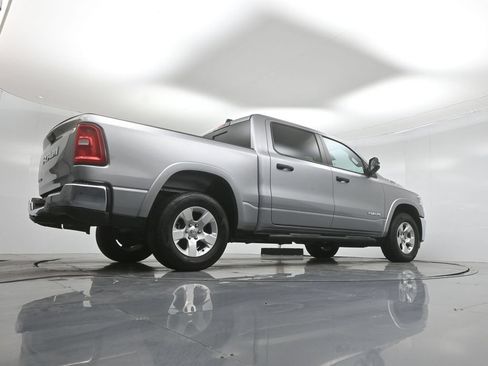 Used 2025 RAM 1500 2WD Crew Cab image 44