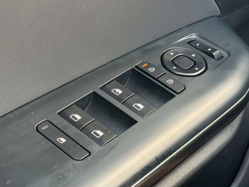 Used 2025 Kia K4 FWD image 30