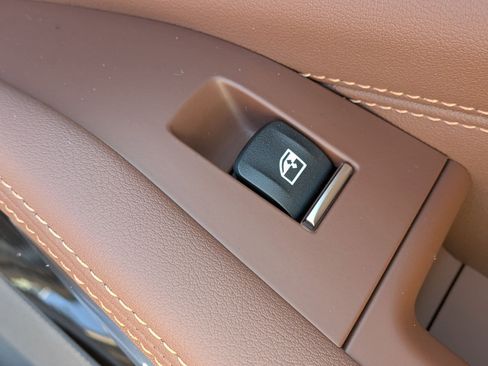 New 2026 BMW X5 sDrive40i w/ Premium Package image 37