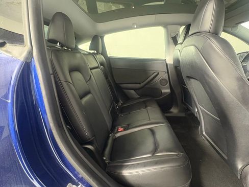 Used 2021 Tesla Model Y Long Range image 16