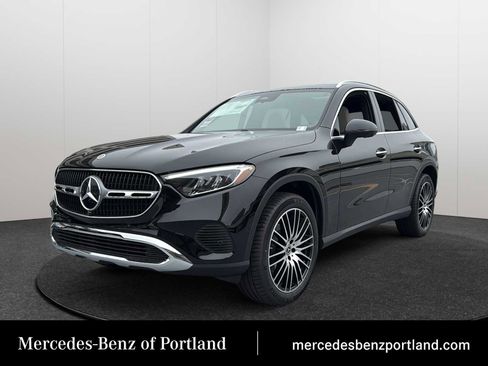 New 2025 Mercedes-Benz GLC 300 4MATIC image 1