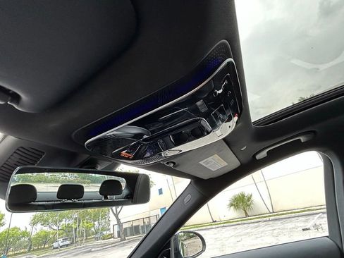 Used 2025 Mercedes-Benz C 300 4MATIC Sedan image 27