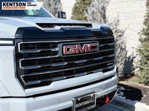 Used 2024 GMC Sierra 2500 AT4 w/ AT4 Premium Plus Package image 15