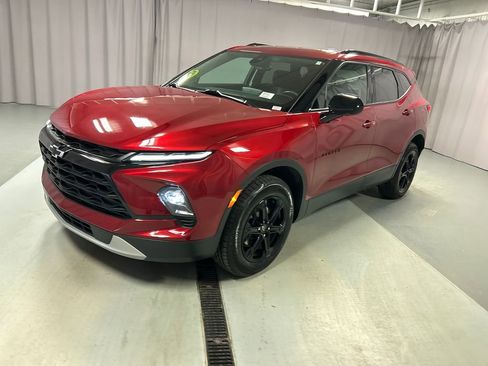 Used 2023 Chevrolet Blazer LT w/ Convenience Package image 3