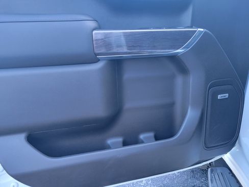 Certified 2020 Chevrolet Silverado 1500 LTZ AWD/4WD image 31