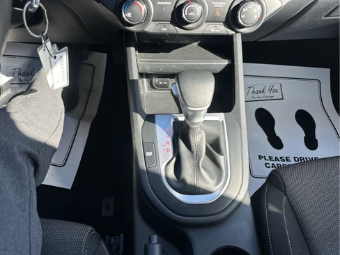 Used 2024 Kia Forte LXS image 27