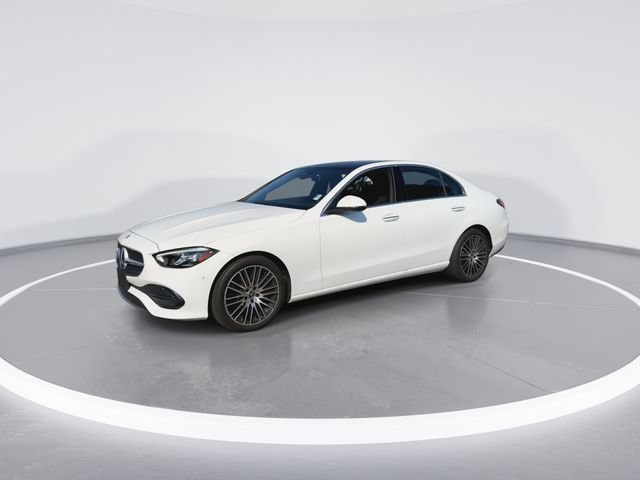 Used 2025 Mercedes-Benz C 300 4MATIC Sedan image 4