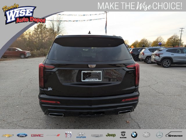 Used 2020 Cadillac XT6 Premium Luxury AWD/4WD image 4