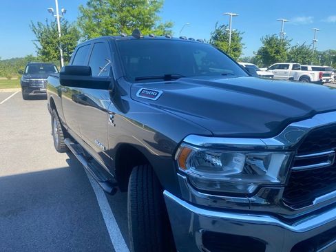 Used 2019 RAM 2500 Tradesman AWD/4WD image 11