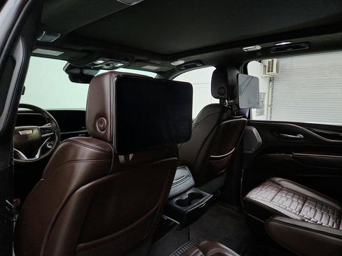 Used 2022 Cadillac Escalade ESV Sport Platinum w/ LPO, ONYX Package AWD/4WD image 28