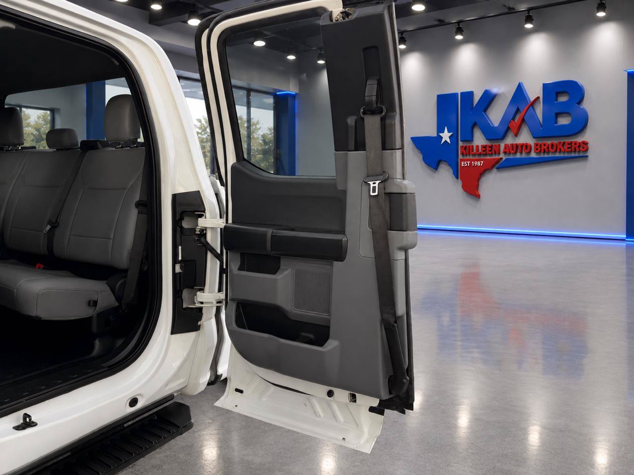 Used 2021 Ford F150 XL w/ Equipment Group 101A High AWD/4WD image 12