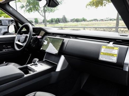 New 2026 Land Rover Range Rover SE AWD/4WD image 15