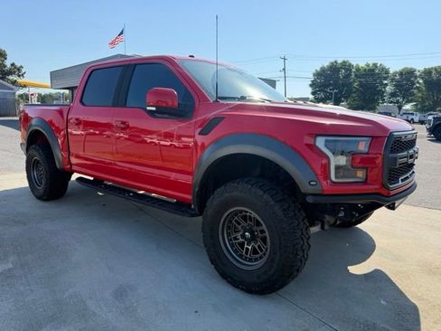 Used 2018 Ford F150 Raptor w/ Equipment Group 802A Luxury AWD/4WD image 4