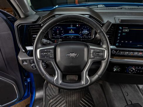 Used 2023 Chevrolet Silverado 1500 RST image 19