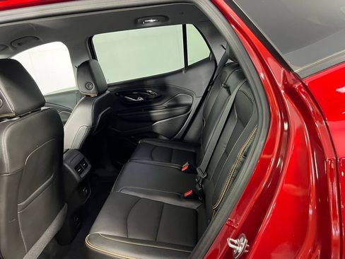 Used 2024 GMC Terrain AT4 w/ Infotainment Package II image 31