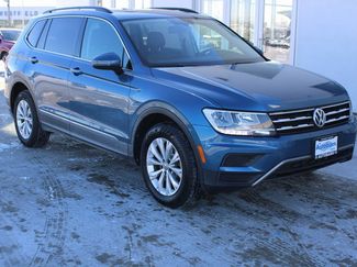 Used 2018 Volkswagen Tiguan SE w/ Panoramic Sunroof Package video 1