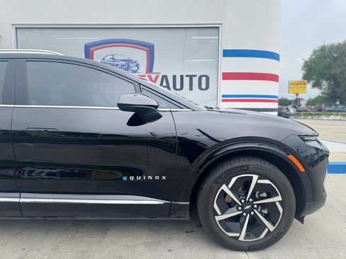 Used 2024 Chevrolet Equinox EV LT w/ LPO, Trailering Package FWD image 18