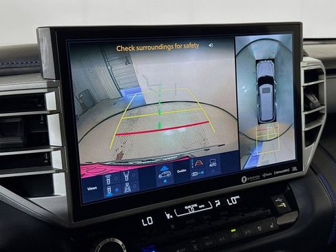 Used 2023 Toyota Sequoia Platinum image 14