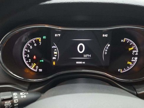 Used 2020 Jeep Grand Cherokee Limited AWD/4WD image 10