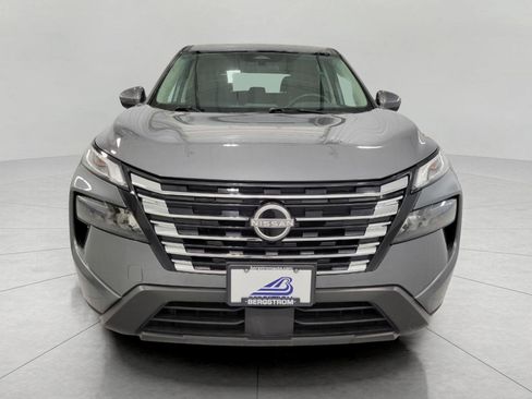 Used 2025 Nissan Rogue SV image 14