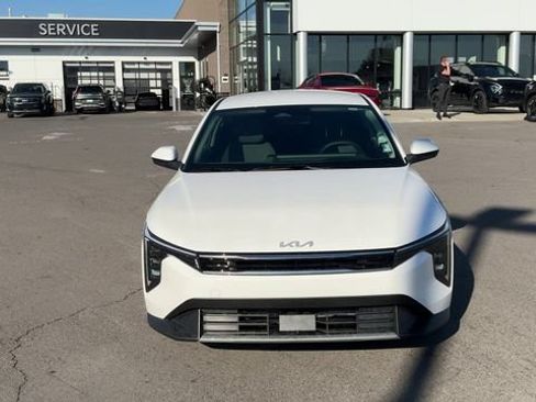 Certified 2025 Kia K4 EX FWD image 2