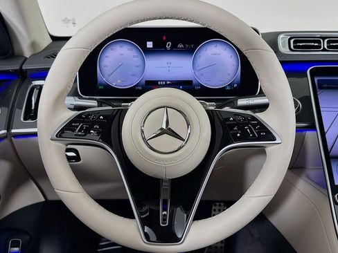 New 2026 Mercedes-Benz S 580 4MATIC Sedan image 17