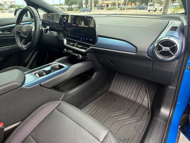 Used 2024 Chevrolet Equinox EV LT FWD image 7