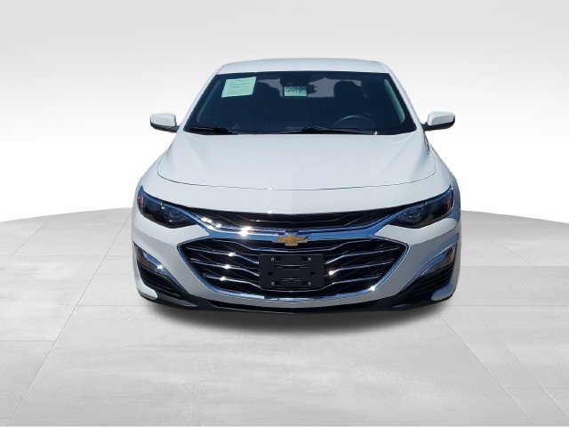 Used 2024 Chevrolet Malibu LS w/ Driver Confidence Package FWD image 2