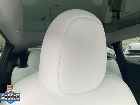 Used 2023 Tesla Model Y Long Range AWD/4WD image 64