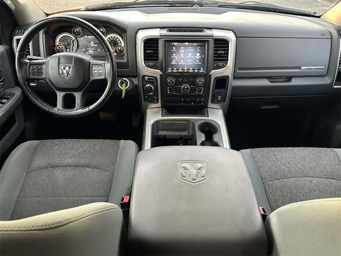 Used 2018 RAM 1500 Big Horn image 15