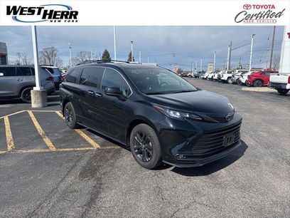 Certified 2024 Toyota Sienna XLE Woodland Edition