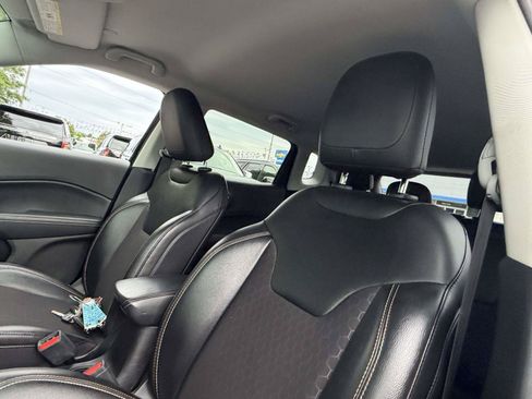 Used 2020 Jeep Compass Latitude w/ Popular Equipment Group AWD/4WD image 10