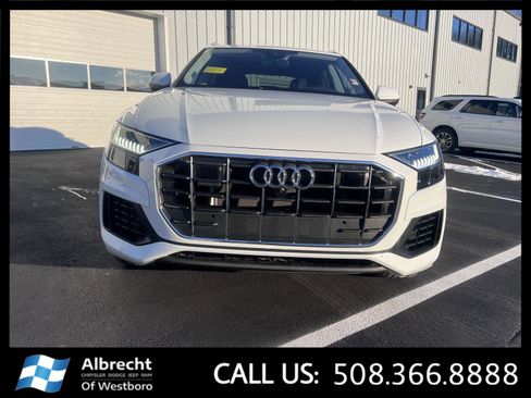 Used 2023 Audi Q8 Premium Plus w/ Premium Plus Package image 8