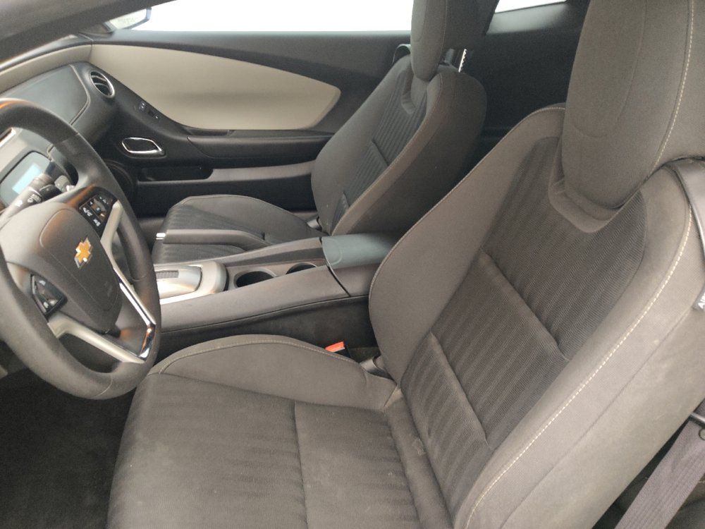 Used 2015 Chevrolet Camaro LS RWD image 17