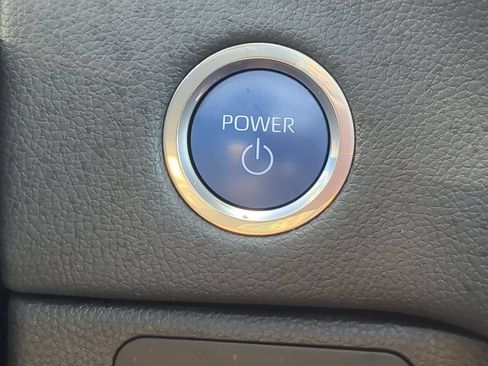Used 2024 Toyota Sequoia SR5 AWD/4WD image 17