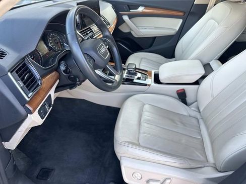 Used 2021 Audi Q5 2.0T Premium image 25