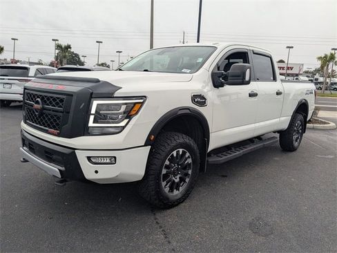Used 2021 Nissan Titan PRO-4X w/ Off Road Protection Package image 8