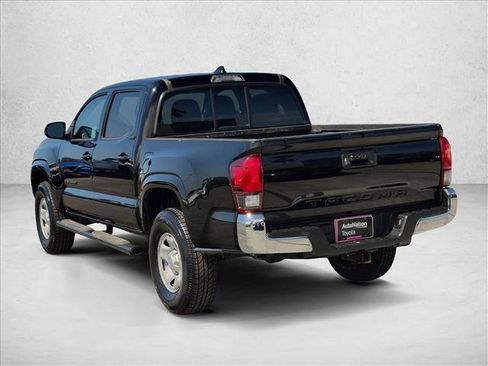 Used 2020 Toyota Tacoma SR5 RWD image 7