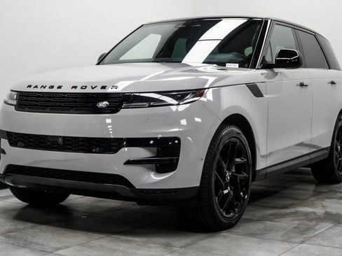 Used 2024 Land Rover Range Rover Sport SE AWD/4WD image 6