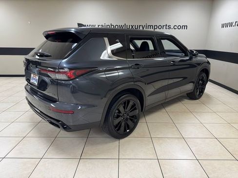 New 2026 Mitsubishi Outlander LE FWD image 6