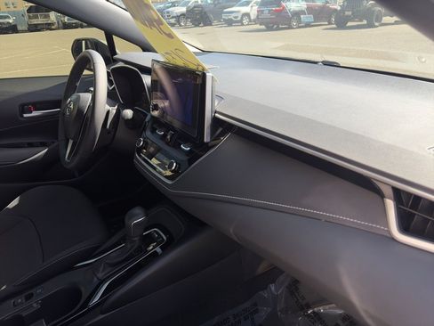 Used 2025 Toyota Corolla SE FWD image 26
