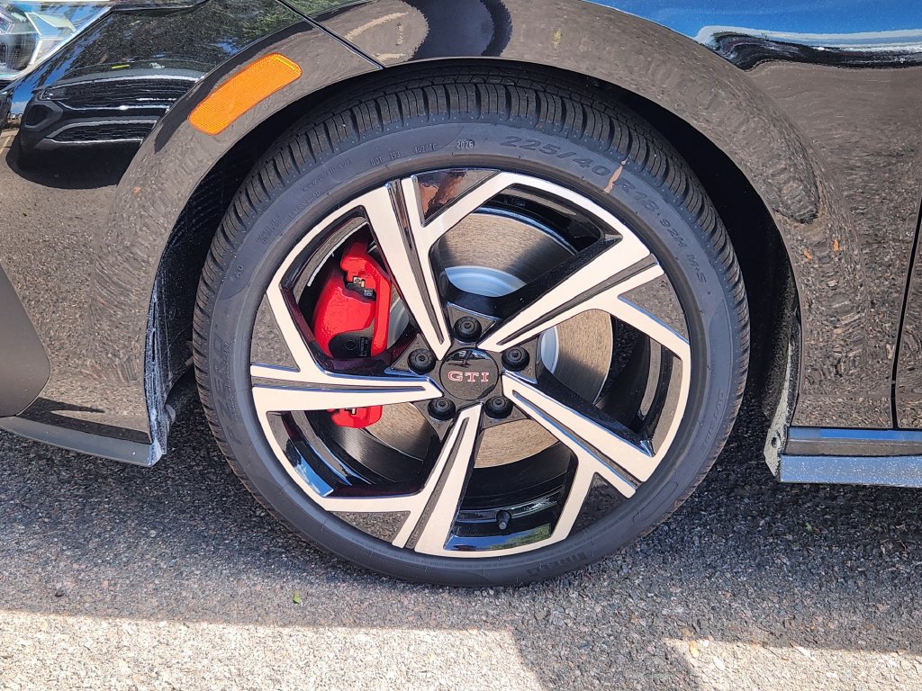 New 2026 Volkswagen GTI SE FWD image 9