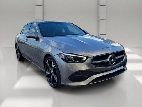 Used 2024 Mercedes-Benz C 300 Sedan image 3