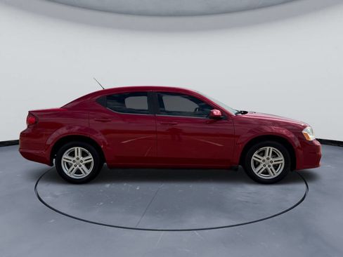 Used 2011 Dodge Avenger Mainstreet w/ Cold Weather Group image 5