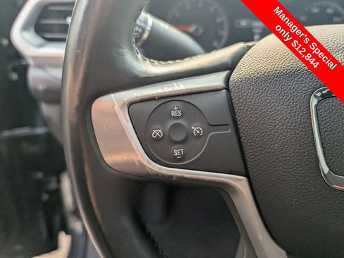 Used 2018 GMC Acadia SLE AWD/4WD image 16