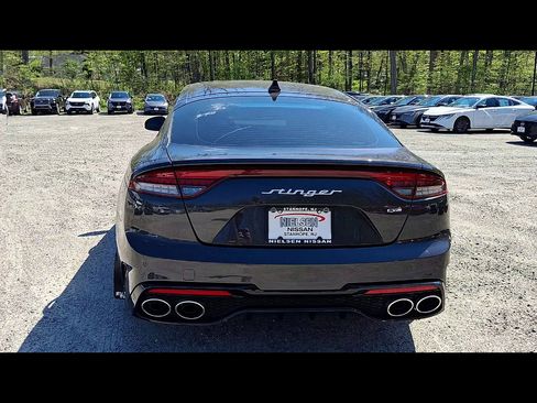 Used 2023 Kia Stinger GT-Line w/ Sun & Sound Package AWD/4WD image 7